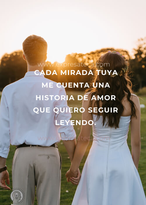 pareja junta caminando enamorada